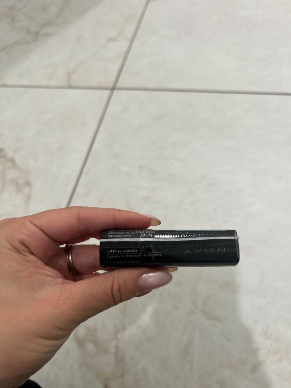 NEW Avon Ultra Color Lipstick Rich Ruby
